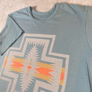 Pendleton Shirt Womens Small Blue Southwestern Tribal Graphic Tee Cotton
